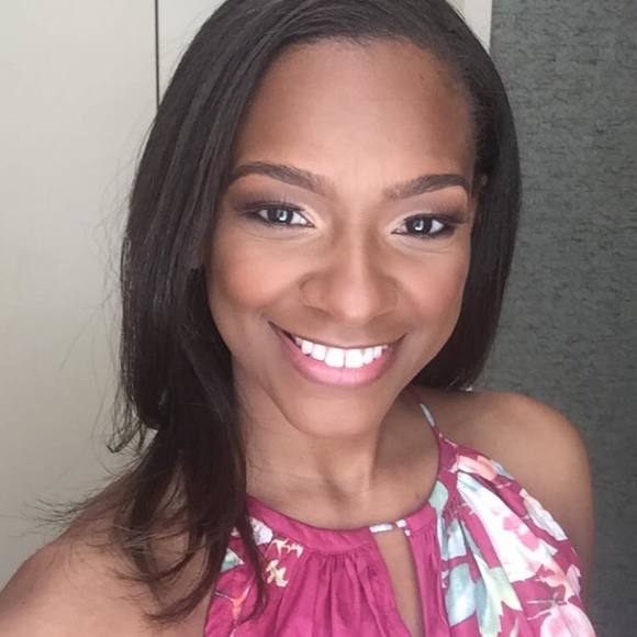 Meet your Posher, Ashelee - Picture 1 of 1